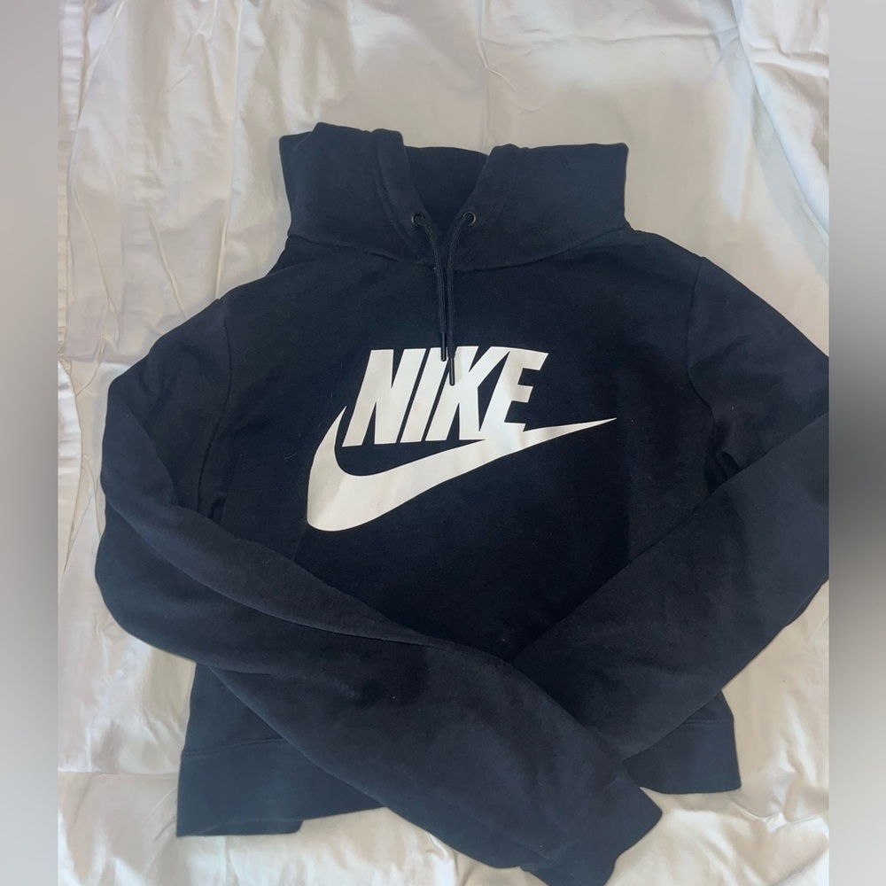 BLACK WOMENS CROPPED NIKE SWEATSHIRT GREAT CONDITION*